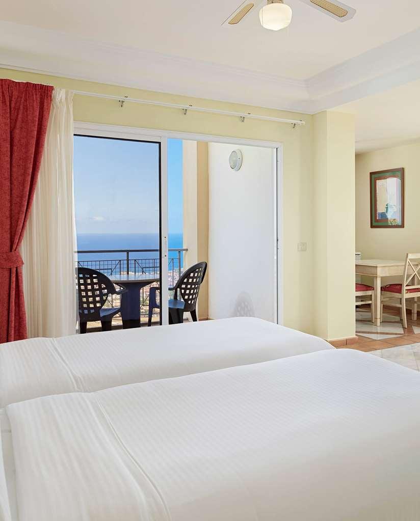 Hotel Las Aguilas Tenerife, Affiliated By Melia Puerto de la Cruz  Rum bild
