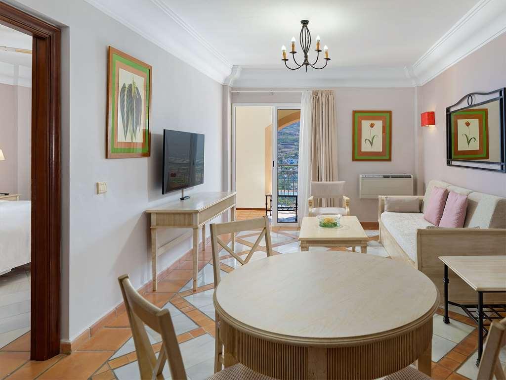 Hotel Las Aguilas Tenerife, Affiliated By Melia Puerto de la Cruz  Rum bild
